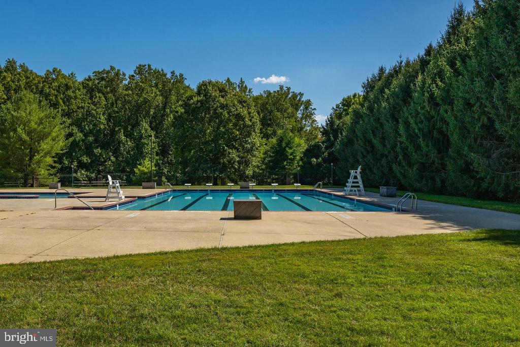9705 HOLLOWAY HILL