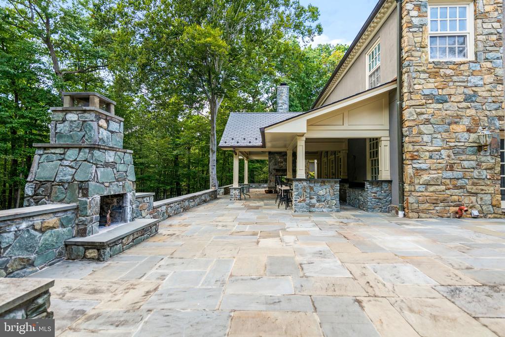 8705 BELMART ROAD