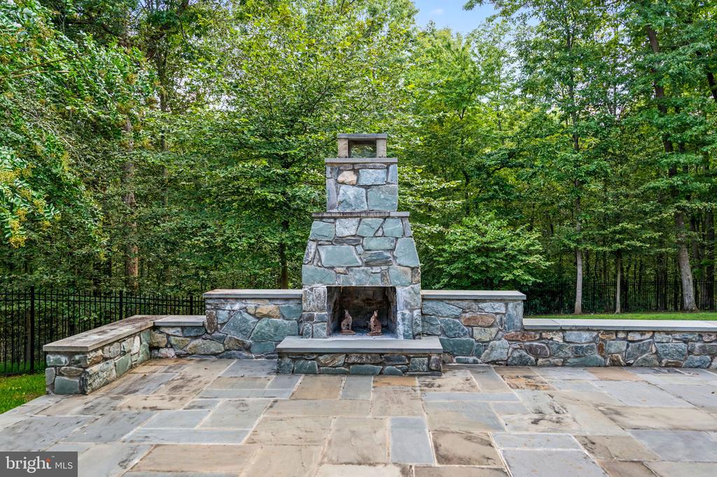 8705 BELMART ROAD