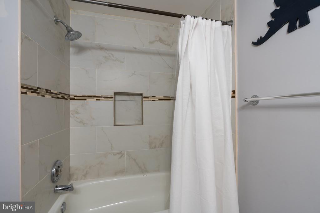 12902 PICKERING DRIVE