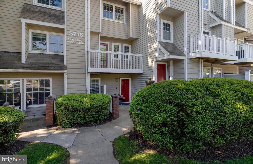 5716 CHAPMAN MILL DRIVE Unit: 150