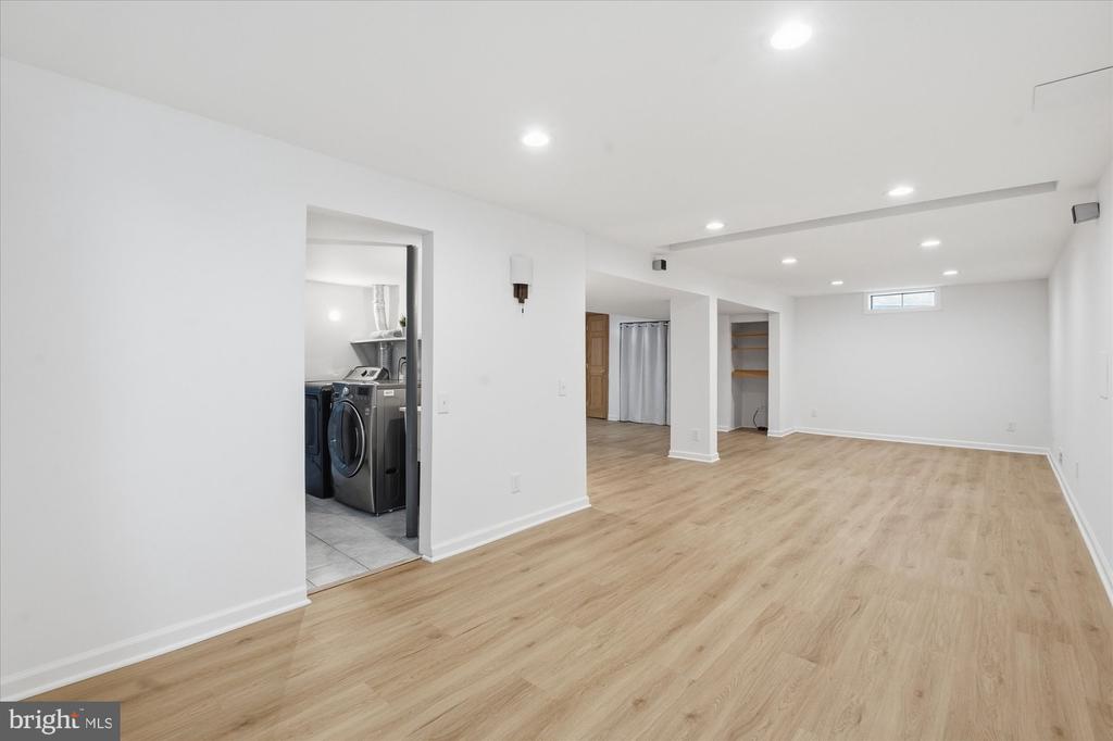 11200 HUNT CLUB DRIVE