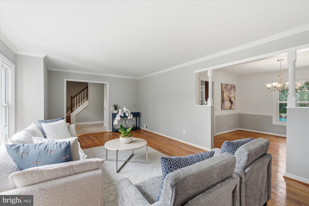 11200 HUNT CLUB DRIVE