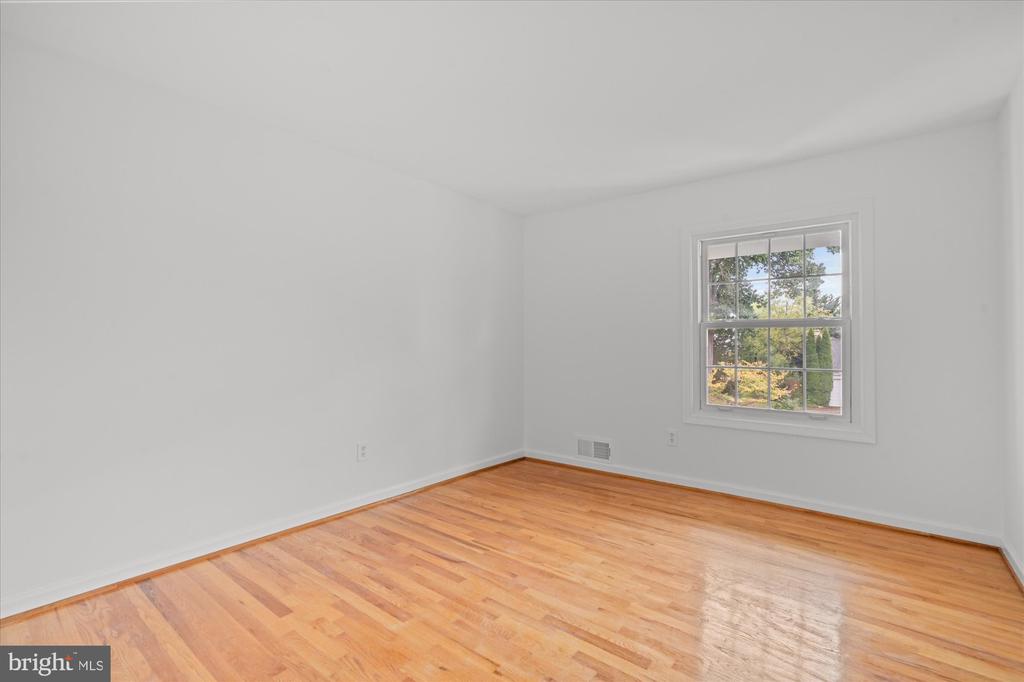 11200 HUNT CLUB DRIVE