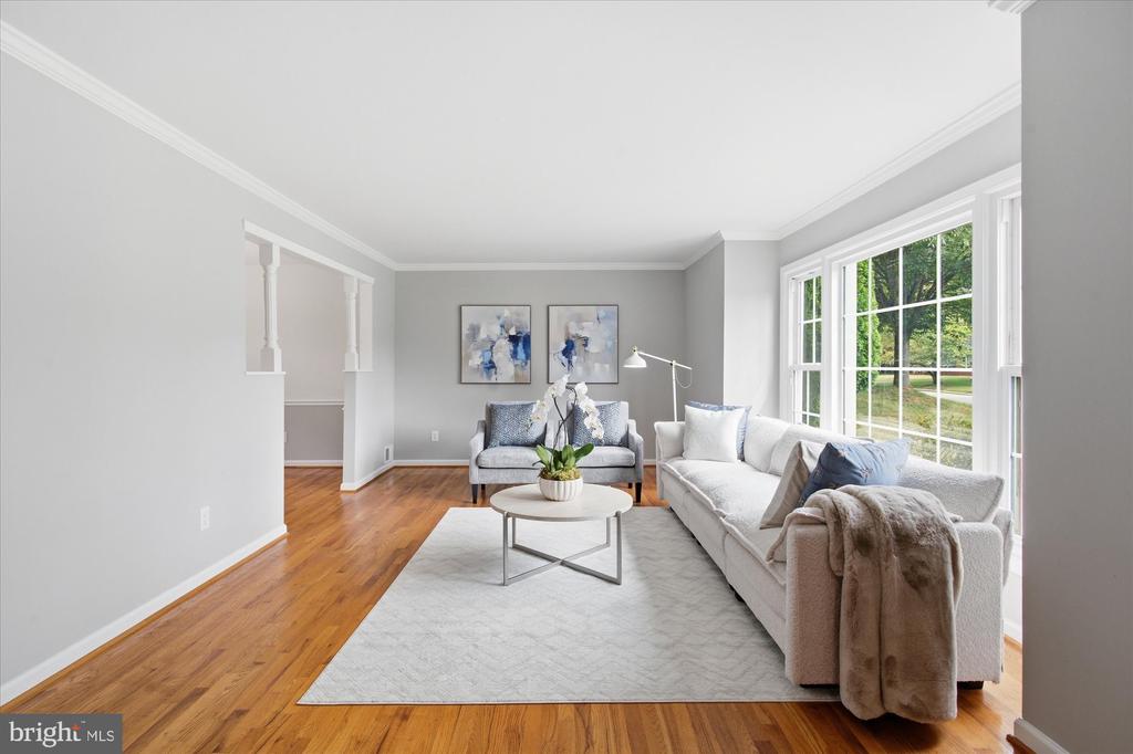 11200 HUNT CLUB DRIVE