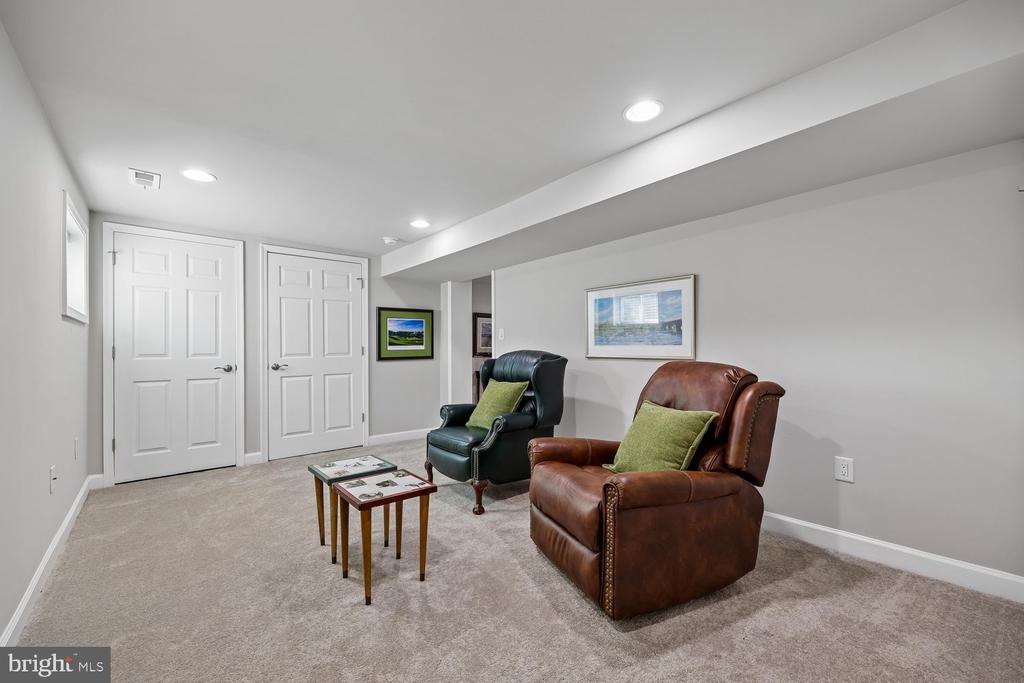 8810 HAWKINS LANE