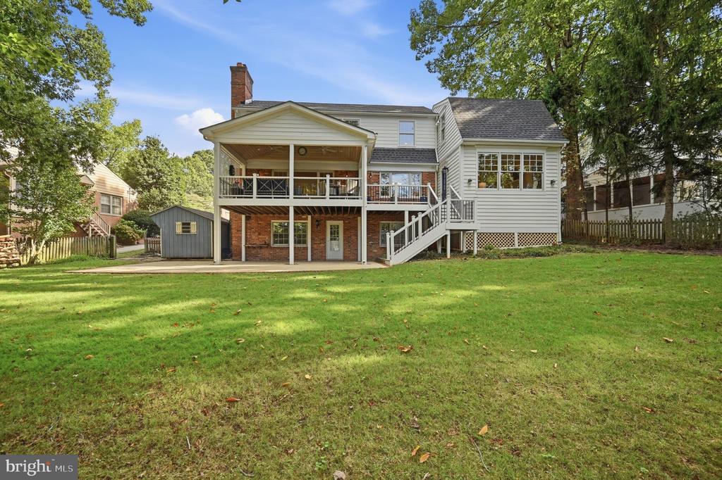 9716 CARRIAGE ROAD