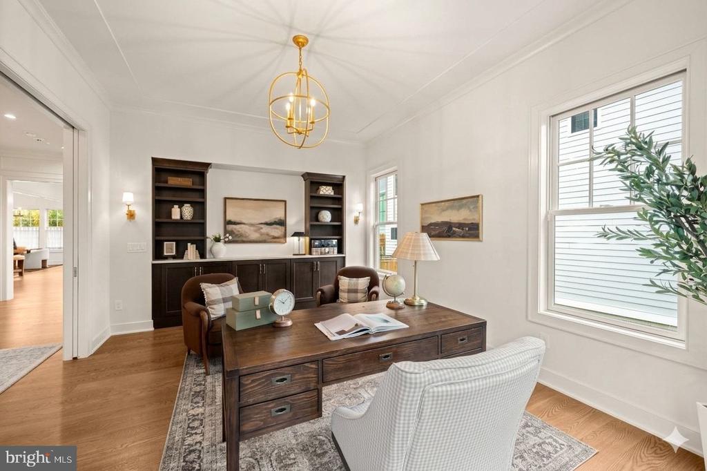 7608 LEESBURG DRIVE