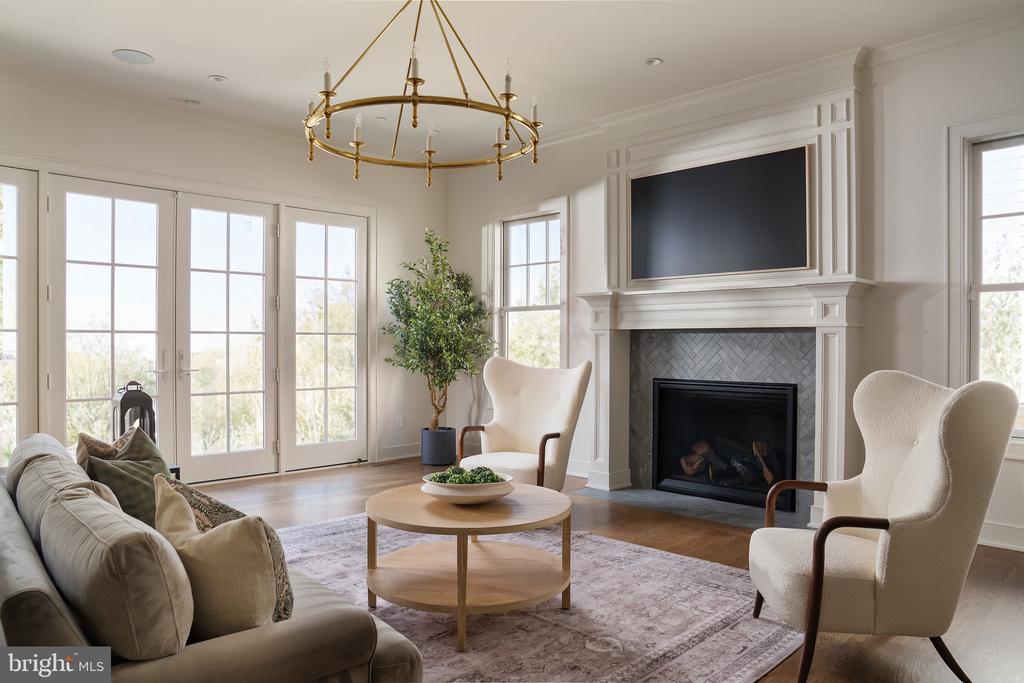 7608 LEESBURG DRIVE