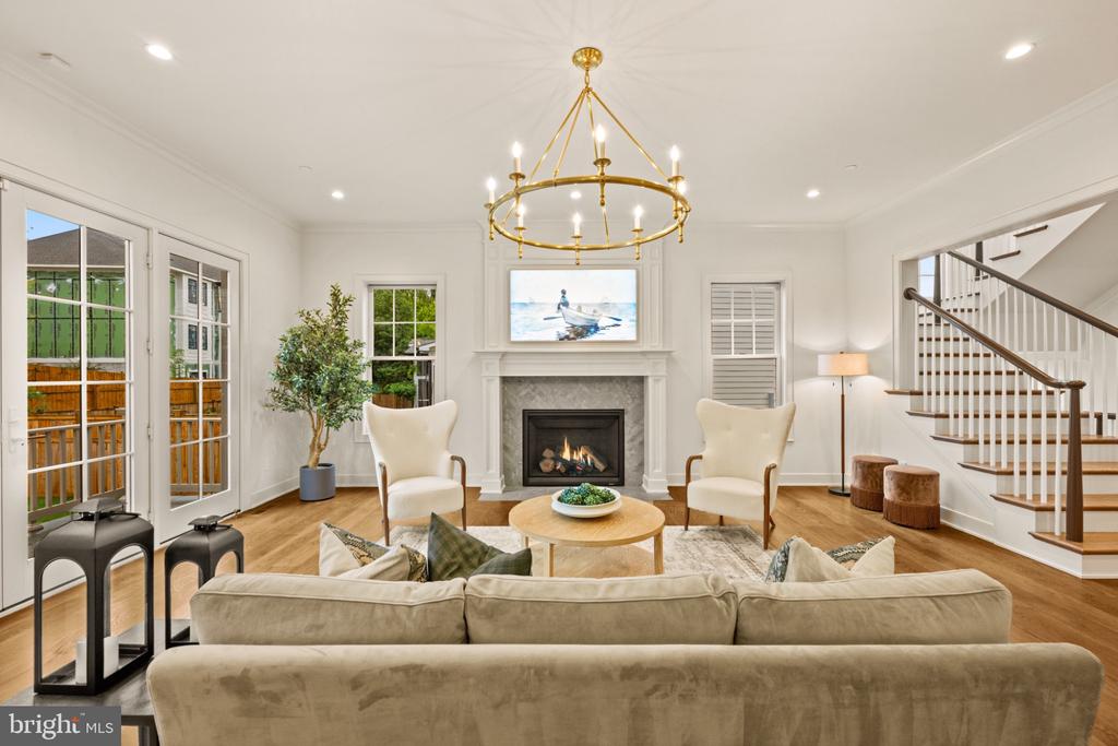 7608 LEESBURG DRIVE