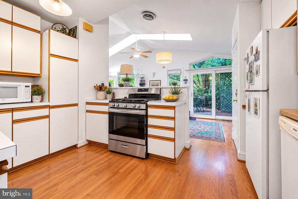 5109 MANNING DRIVE