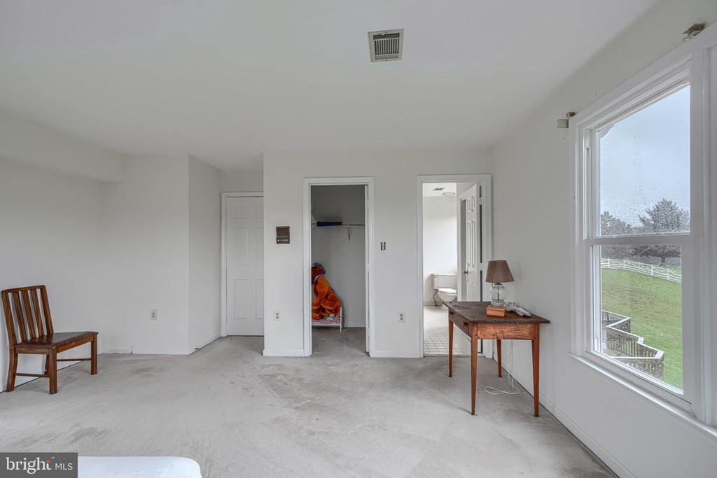 22909 DAVIS MILL ROAD