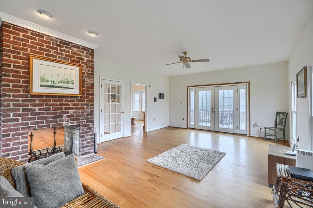 22909 DAVIS MILL ROAD