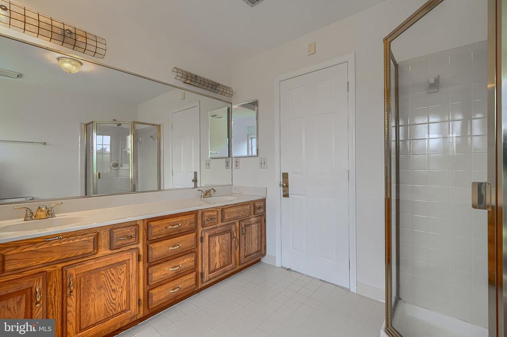 22909 DAVIS MILL ROAD