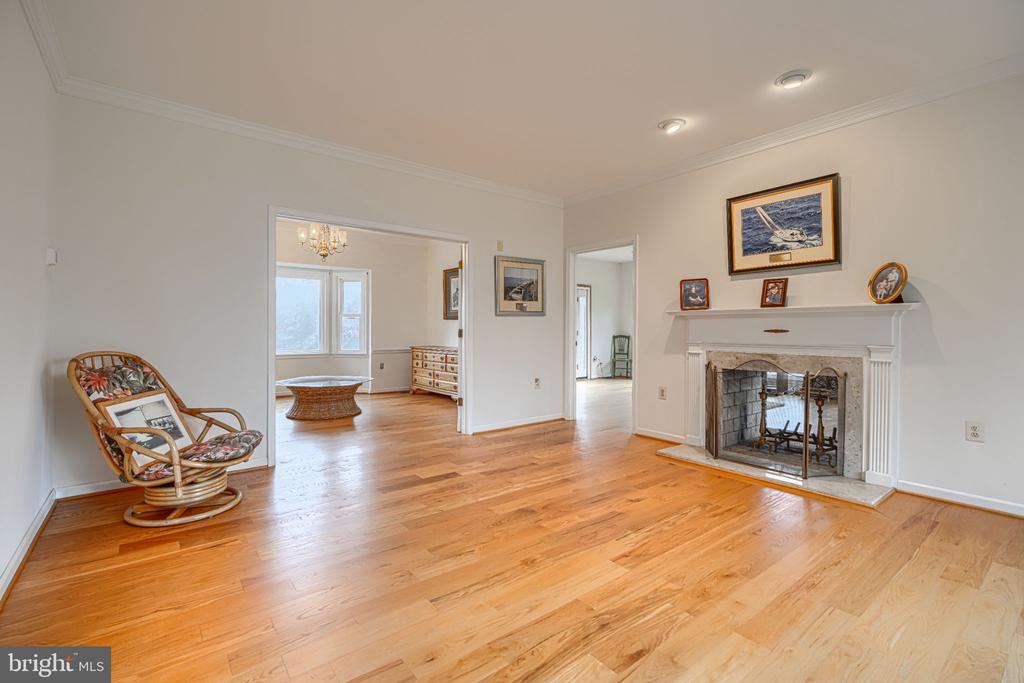 22909 DAVIS MILL ROAD