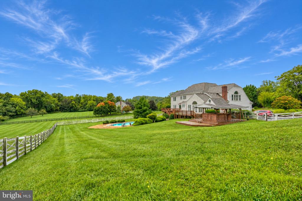 22909 DAVIS MILL ROAD