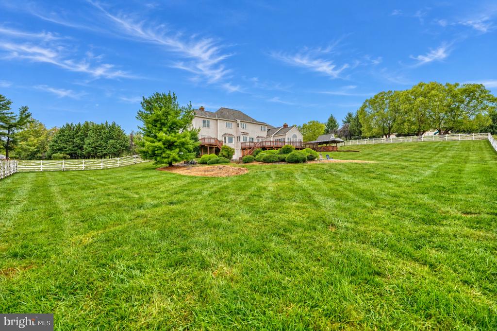 22909 DAVIS MILL ROAD