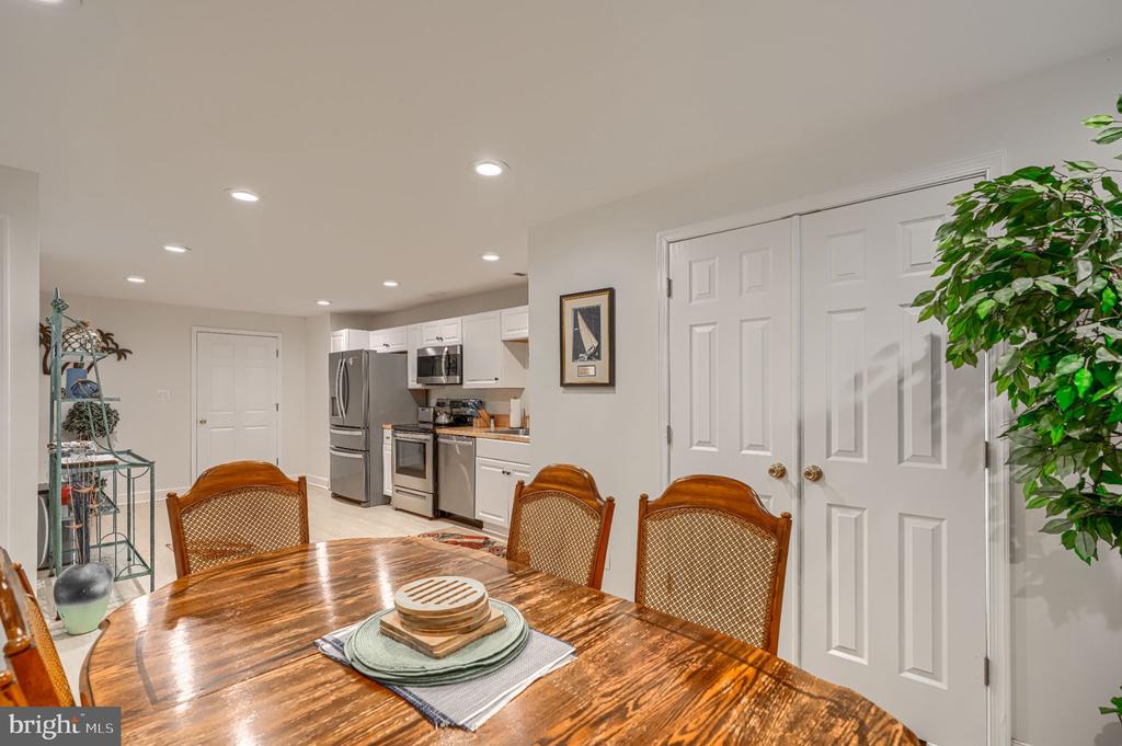 22909 DAVIS MILL ROAD