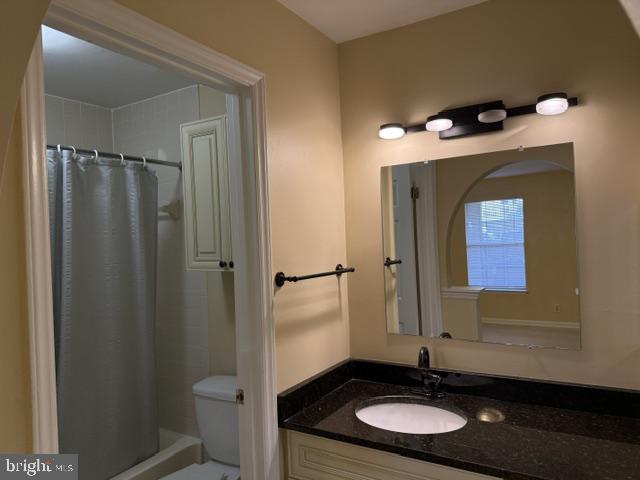 5716 CHAPMAN MILL DRIVE Unit: 1503