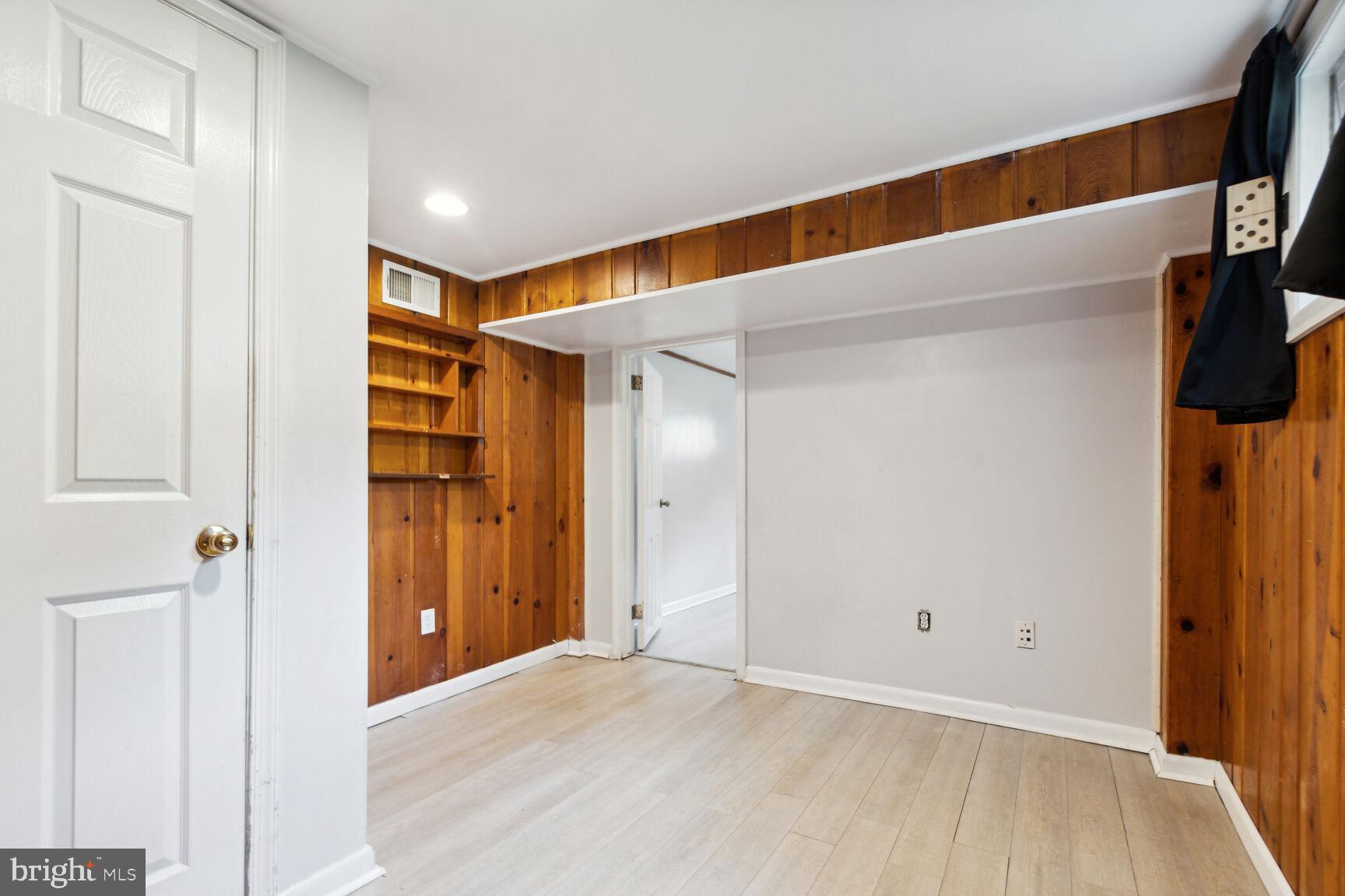 4800 LAGUNA ROAD