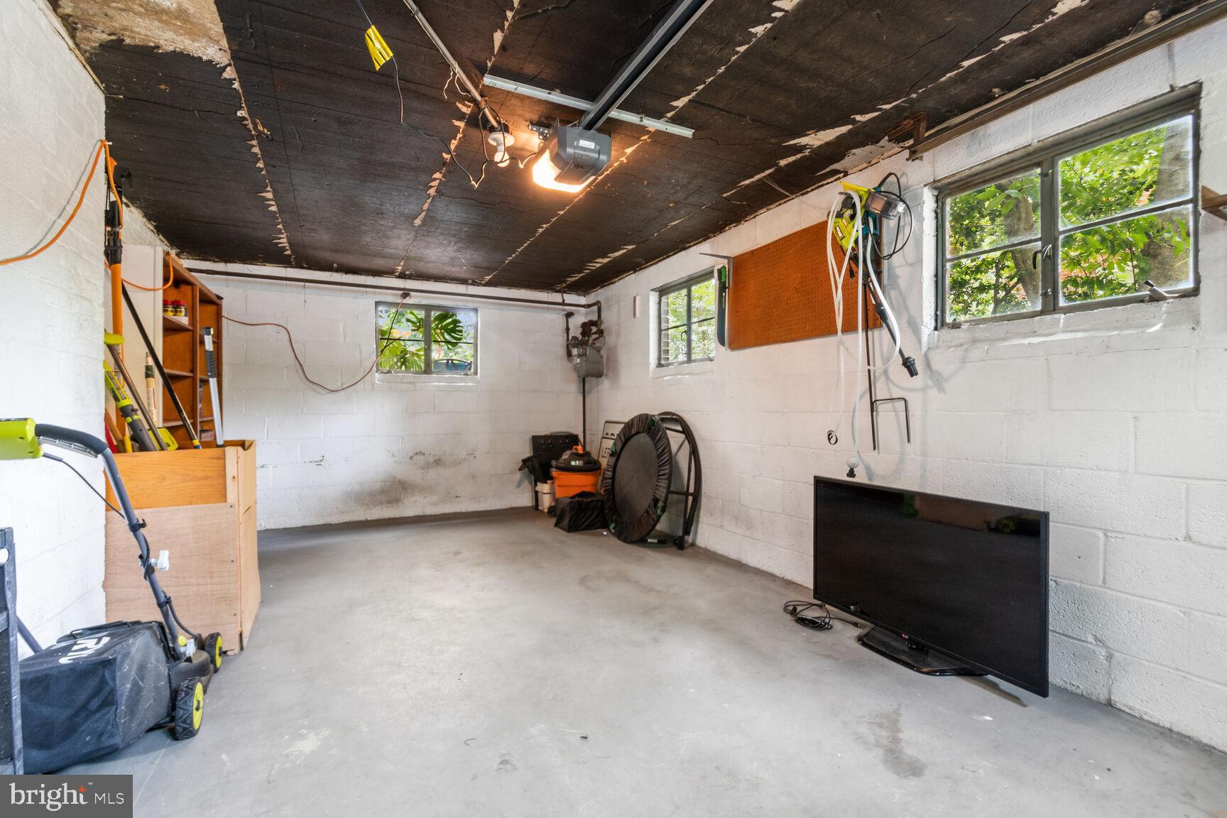4800 LAGUNA ROAD