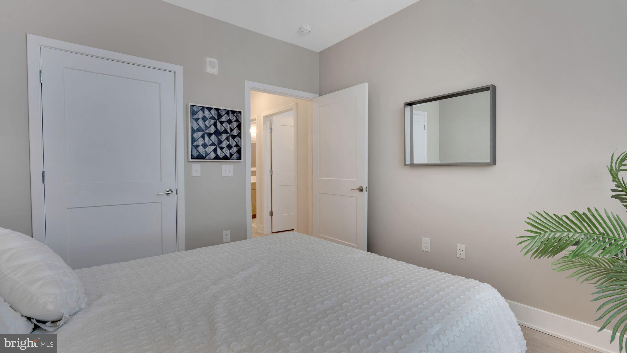145 RIVERHAVEN DRIVE 503