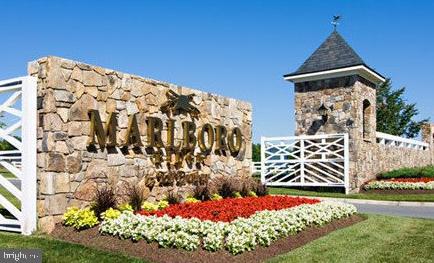 4304 THOROUGHBRED DRIVE