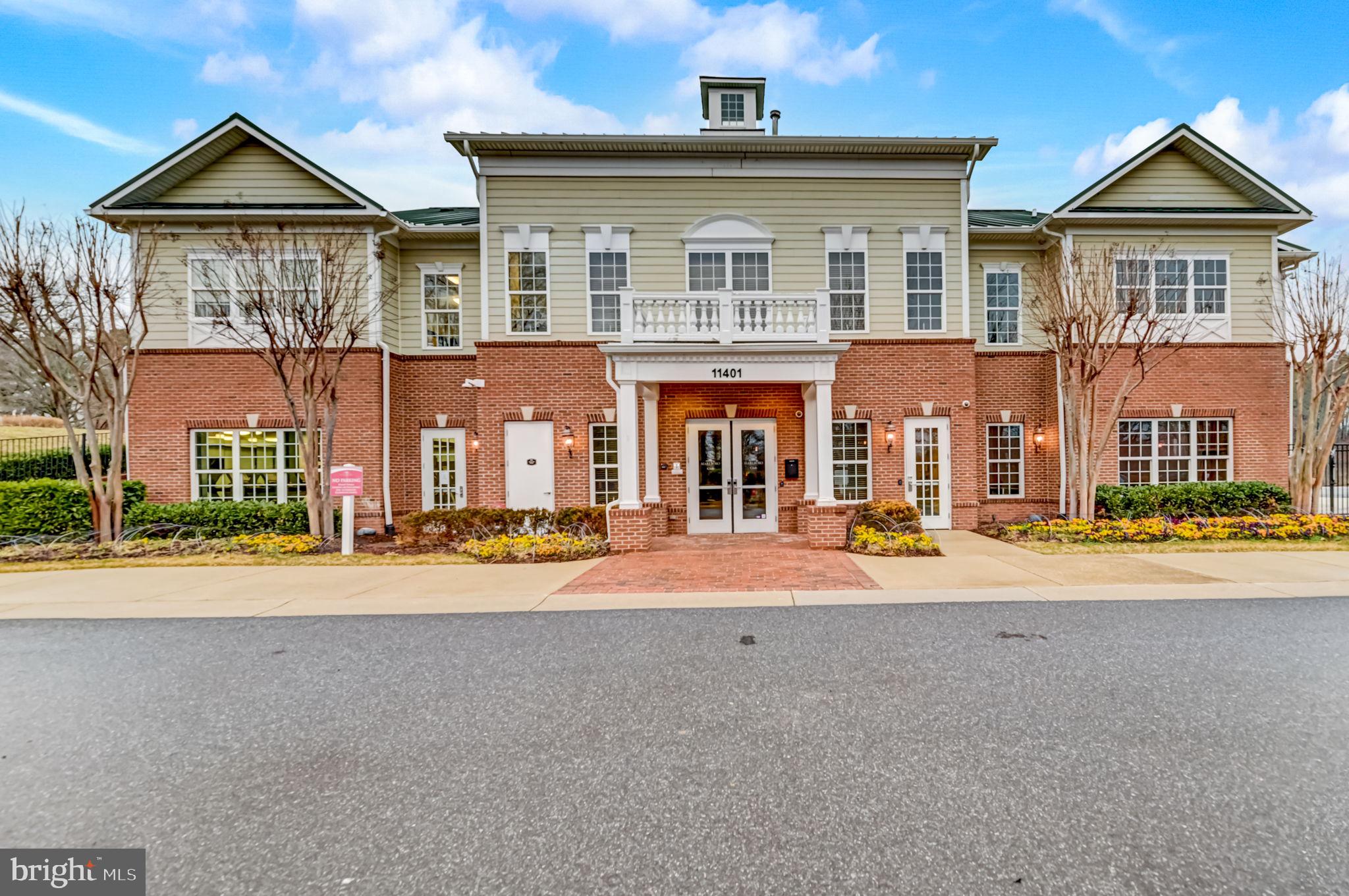 4304 THOROUGHBRED DRIVE