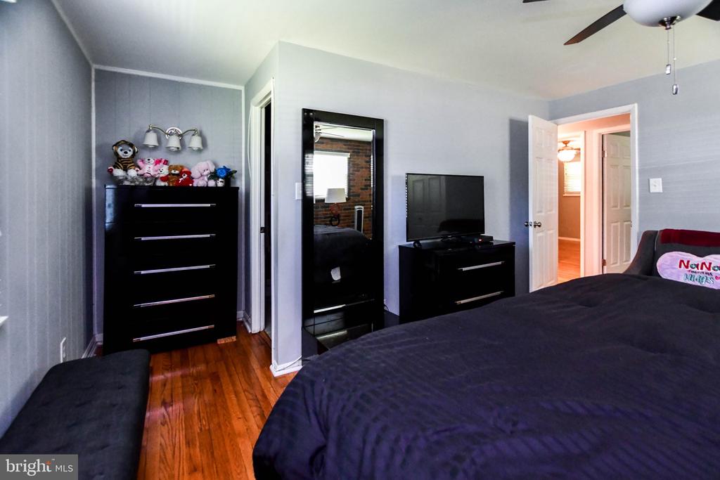 13601 TAYLOR CIRCLE