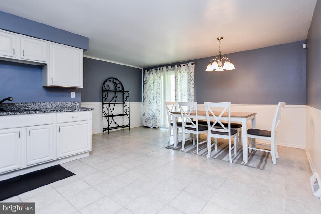 13601 TAYLOR CIRCLE