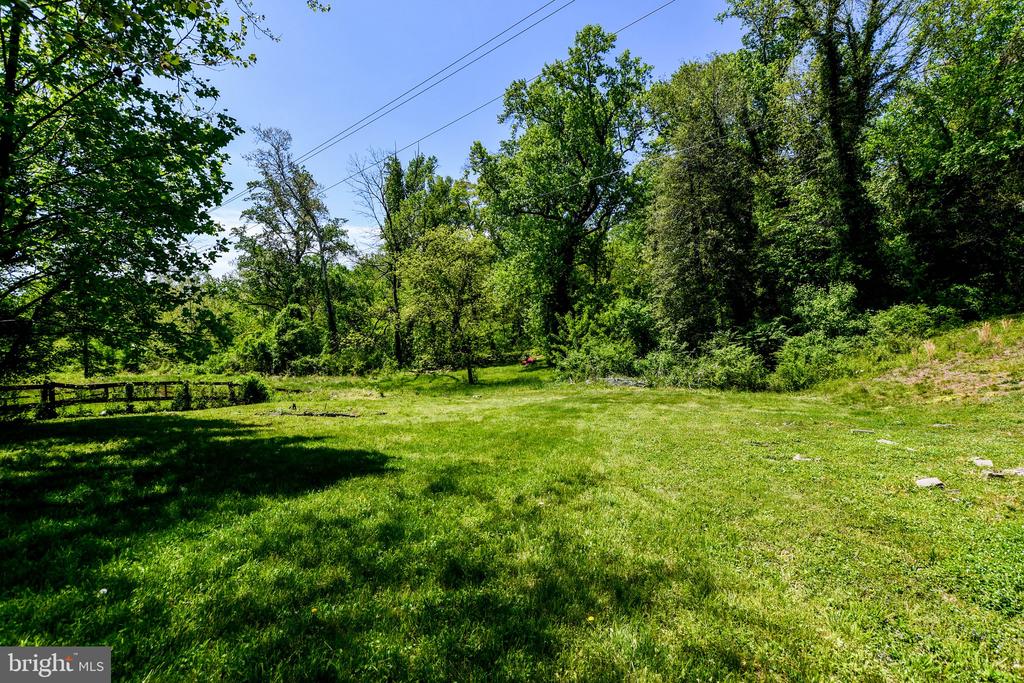 13601 TAYLOR CIRCLE