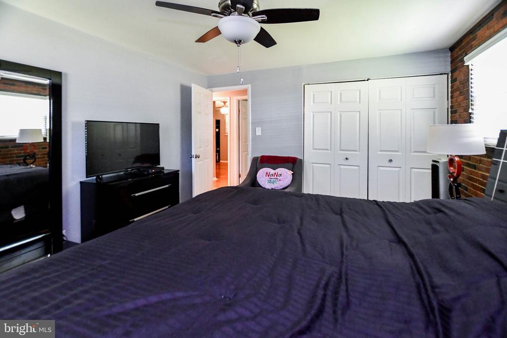 13601 TAYLOR CIRCLE