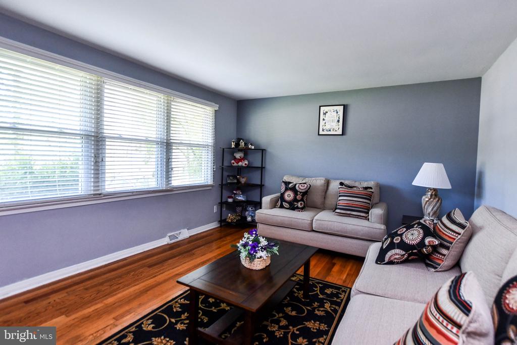13601 TAYLOR CIRCLE