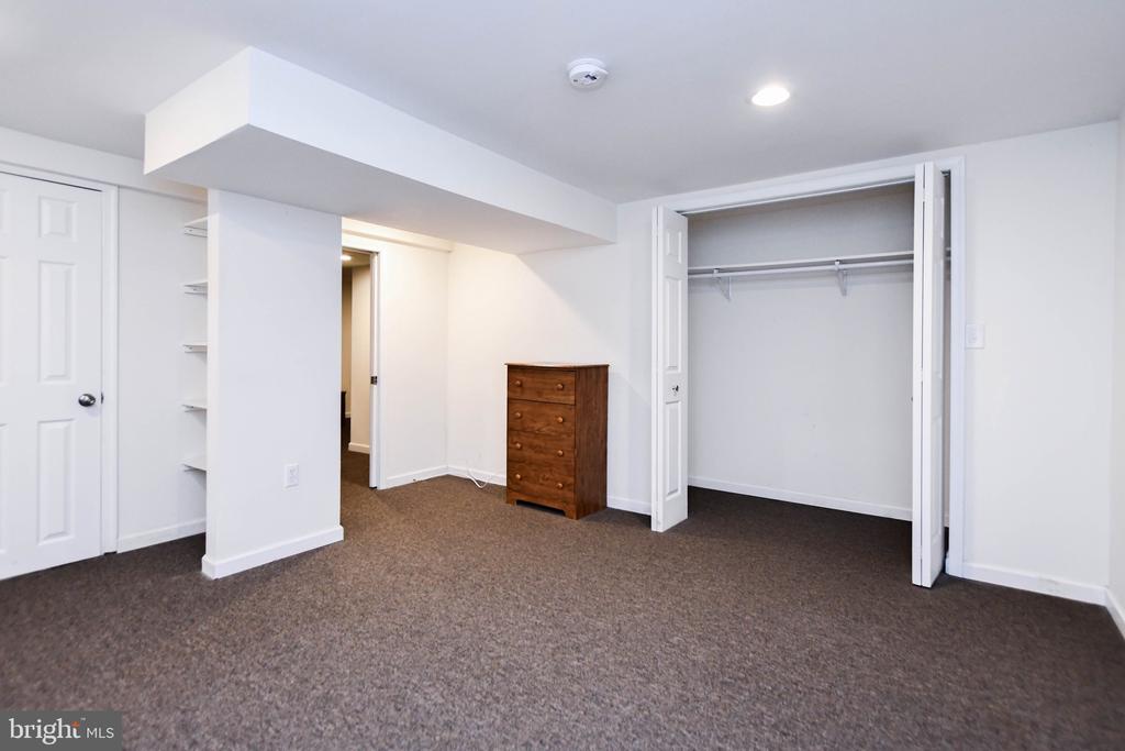 13601 TAYLOR CIRCLE