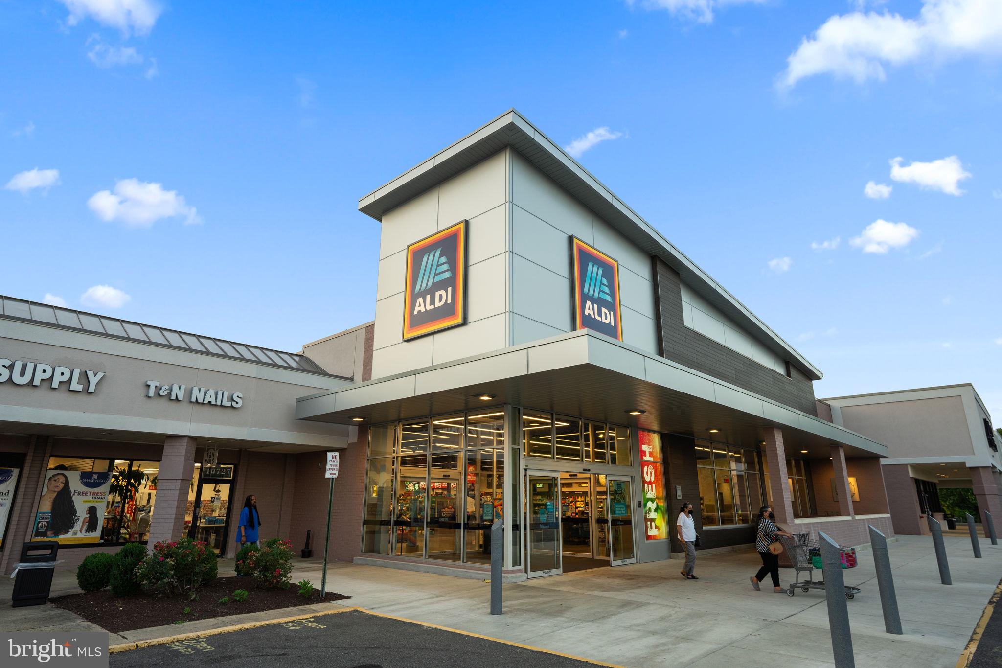 13010 RENFREW CIRCLE