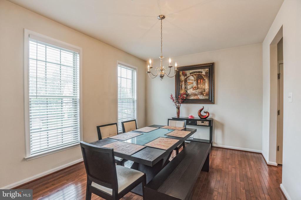 509 BRICKER DRIVE