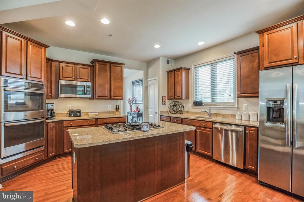 509 BRICKER DRIVE