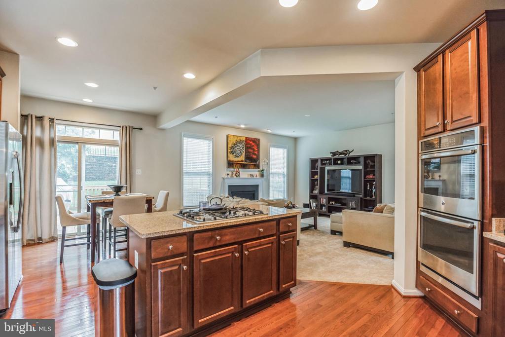 509 BRICKER DRIVE