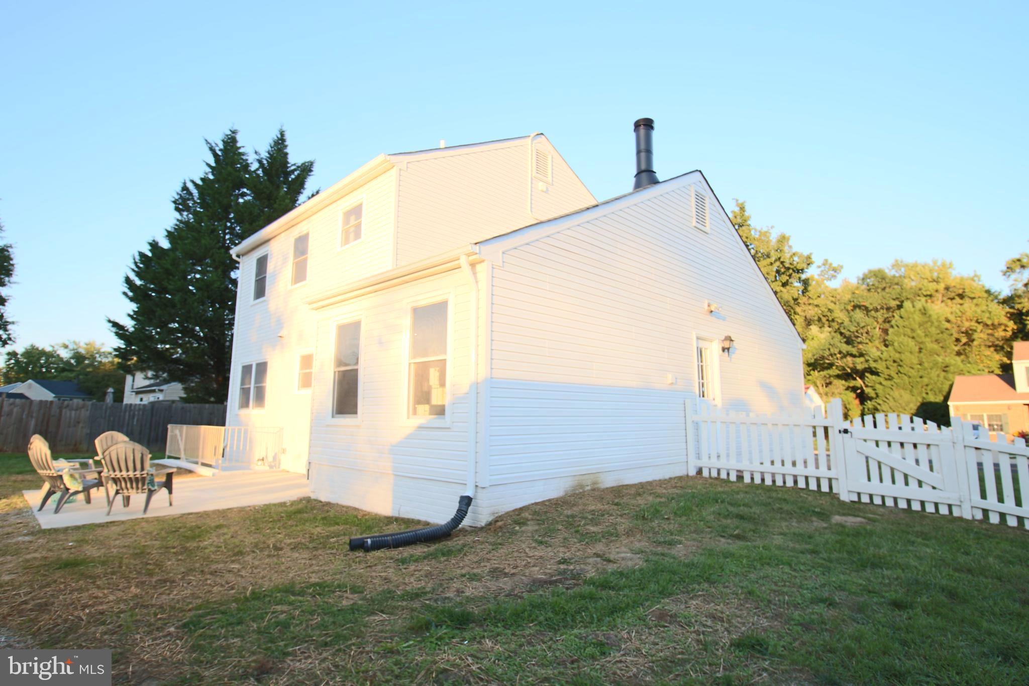 1302 KINGS VALLEY DRIVE