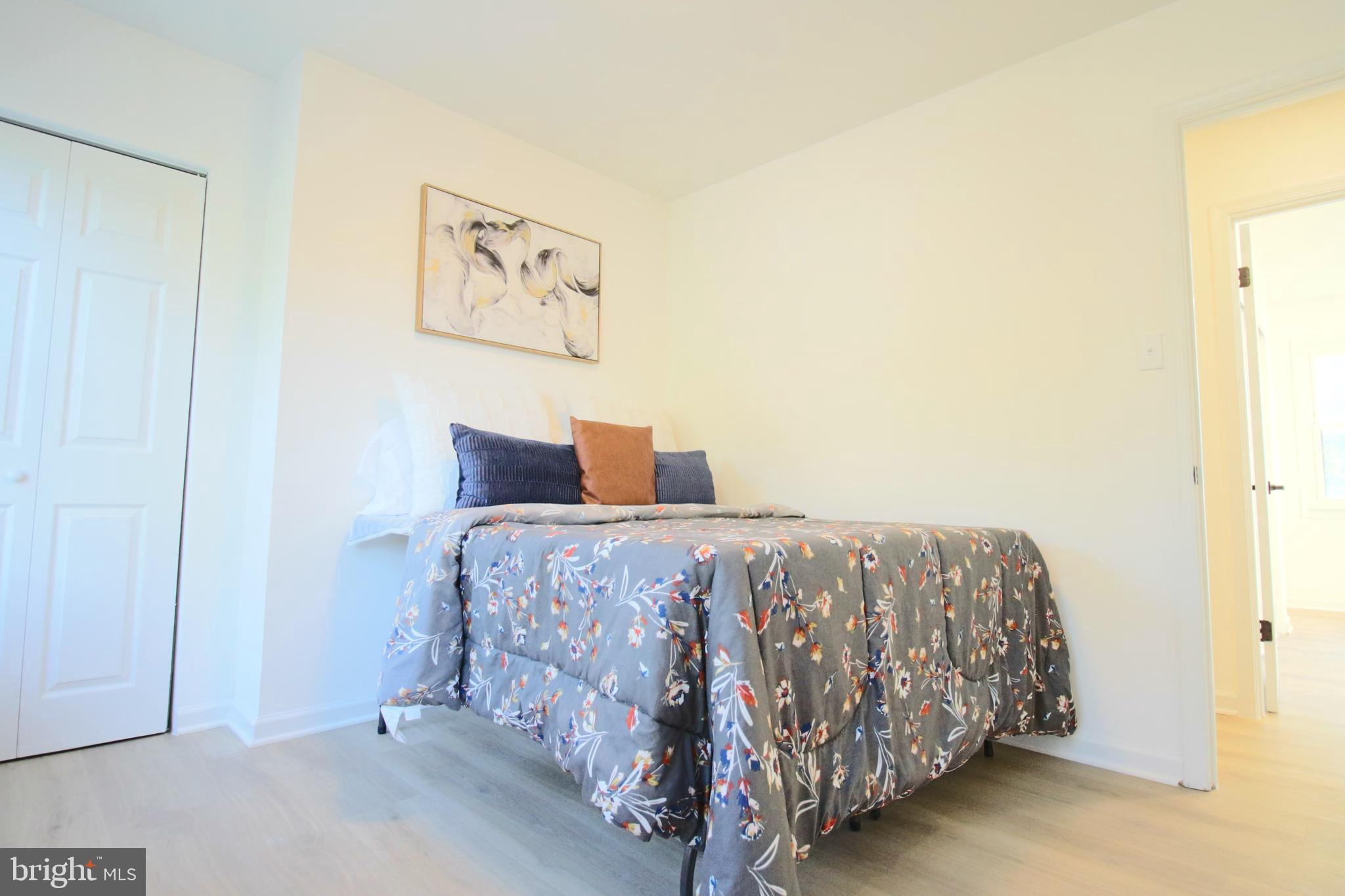 1302 KINGS VALLEY DRIVE