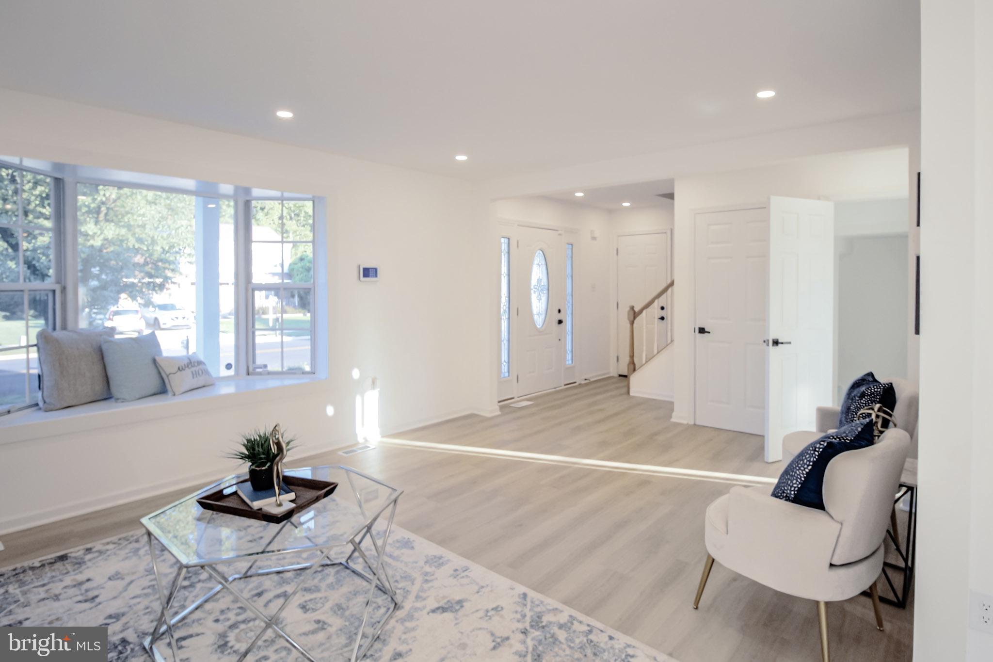 1302 KINGS VALLEY DRIVE