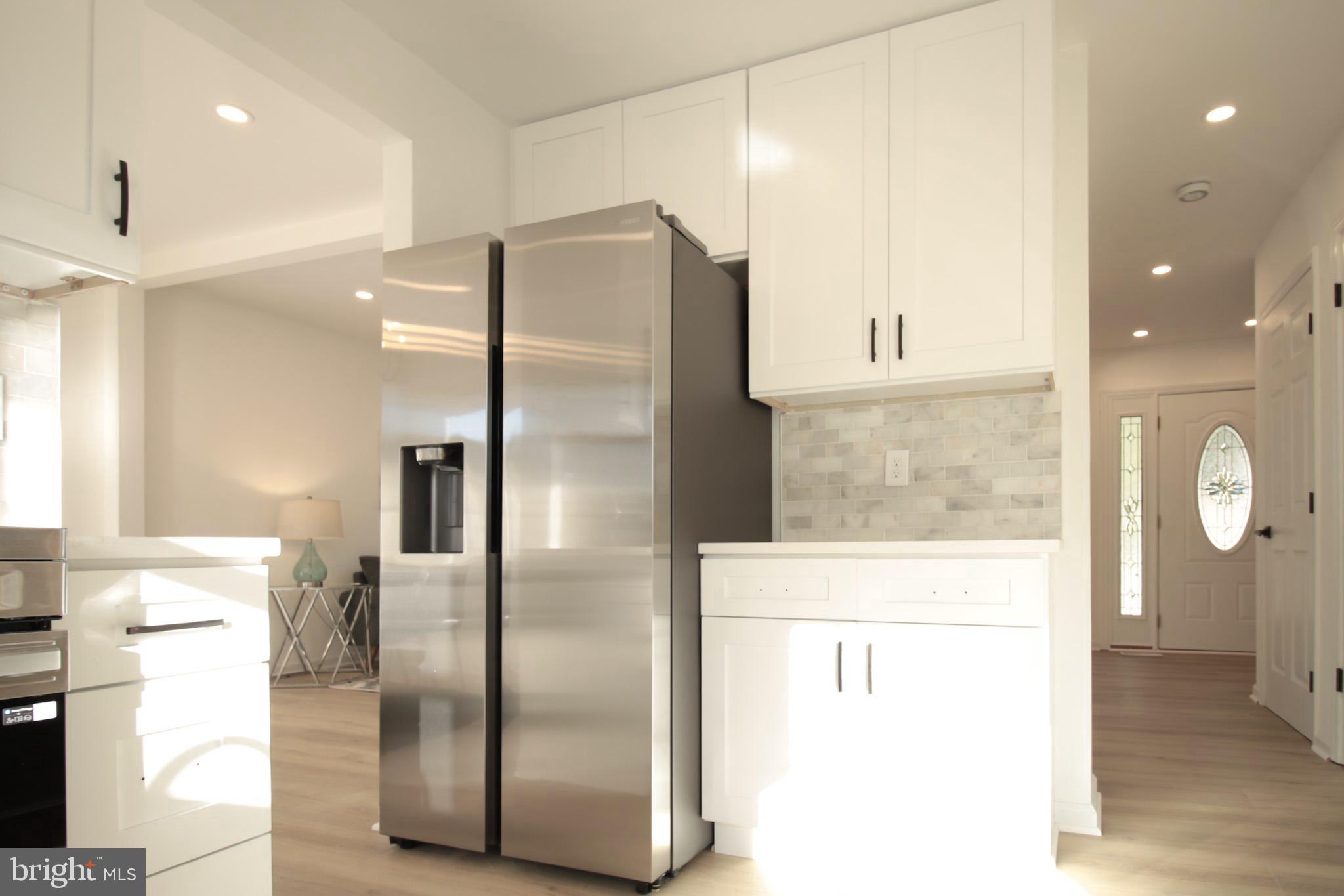 1302 KINGS VALLEY DRIVE