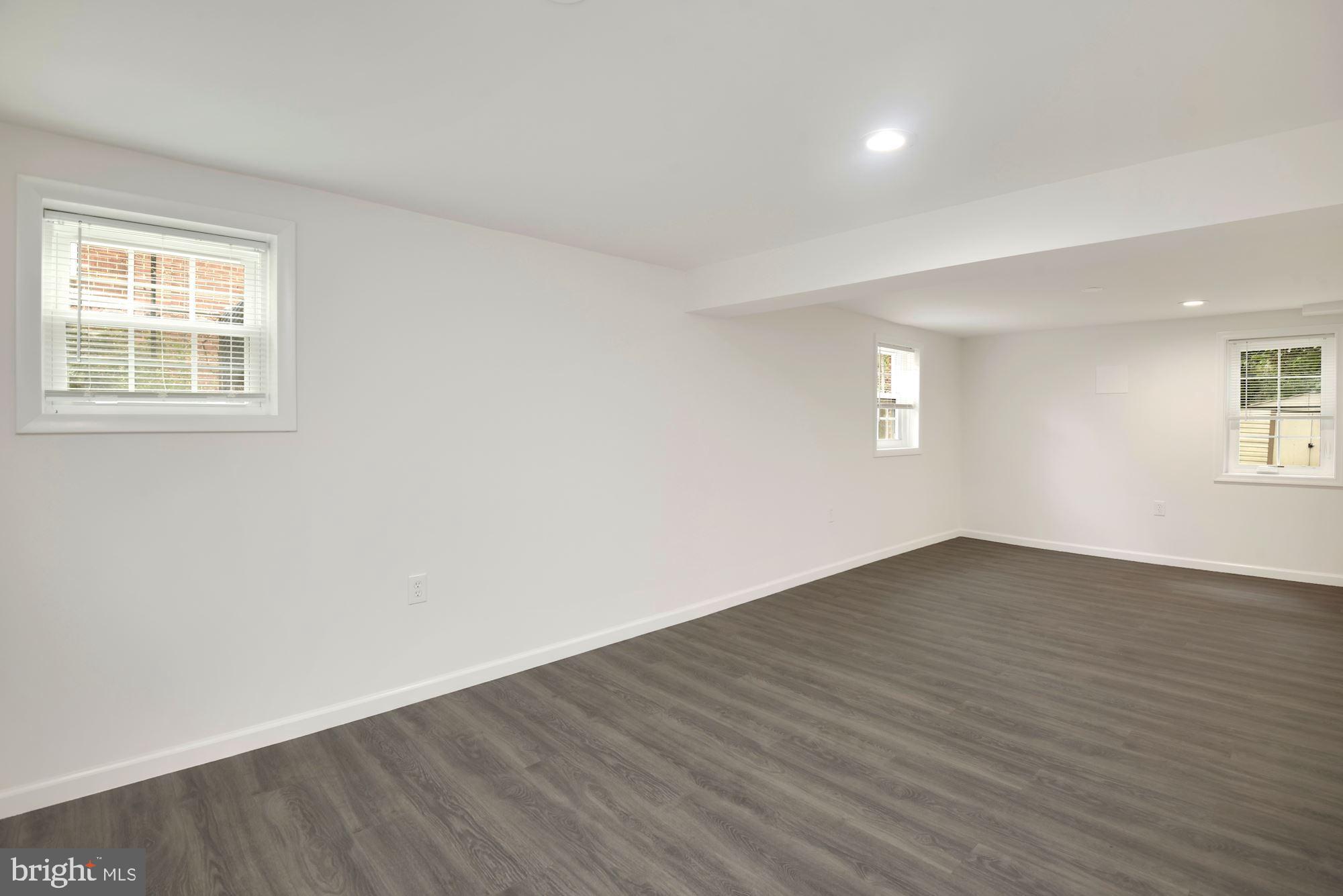 4429 UNDERWOOD STREET B