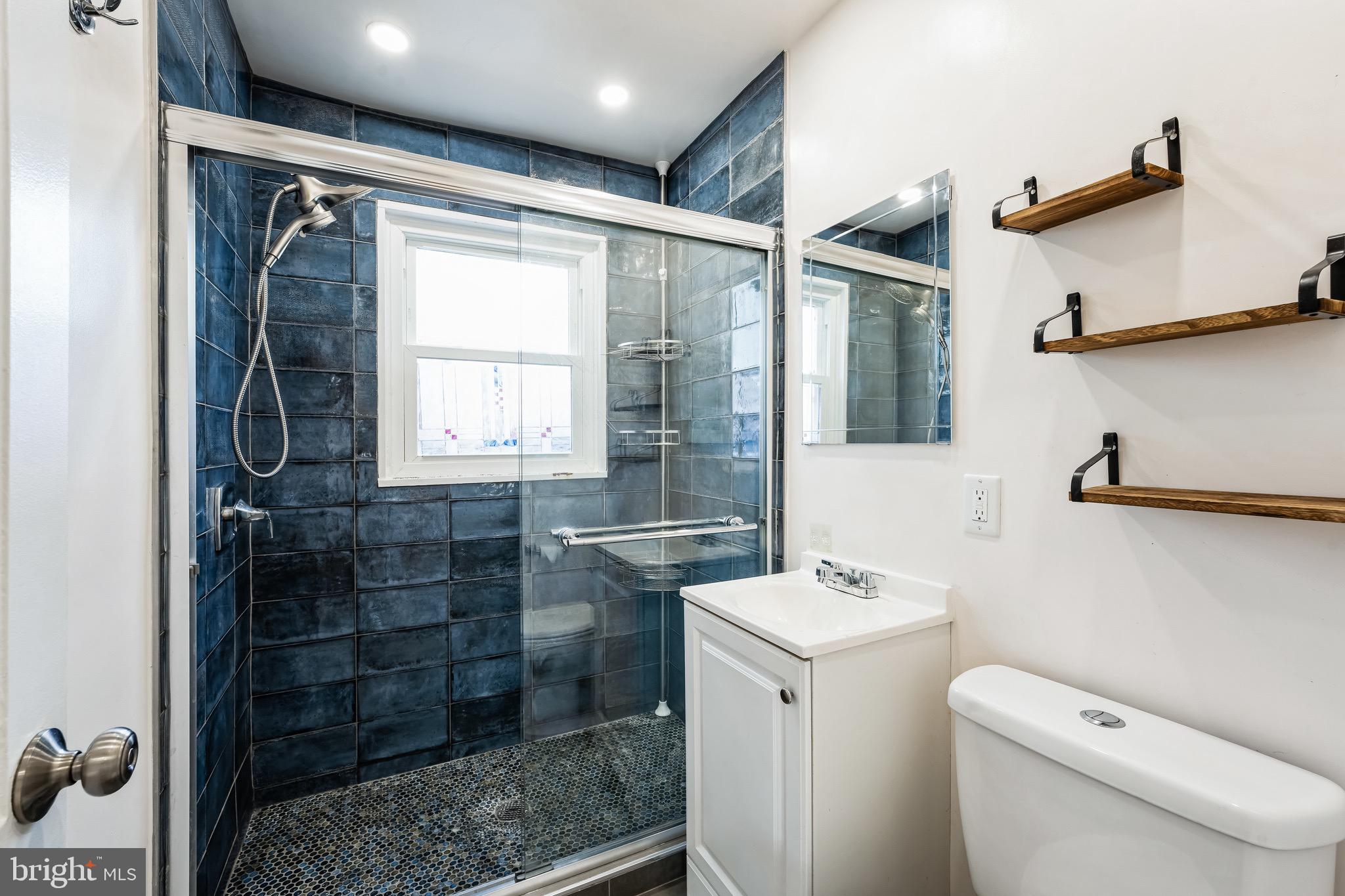 7250 GLENRIDGE DRIVE