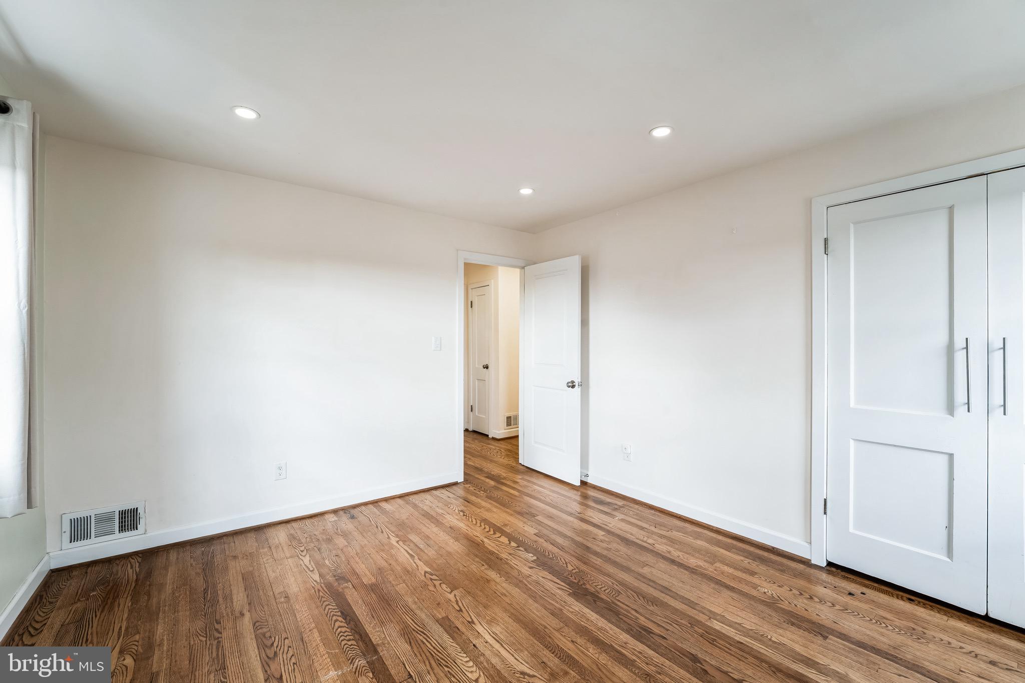 7250 GLENRIDGE DRIVE