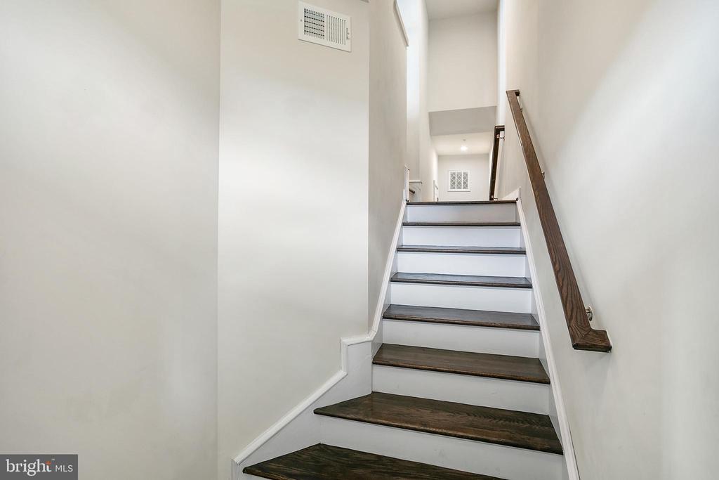 5911 RICHMANOR TERRACE