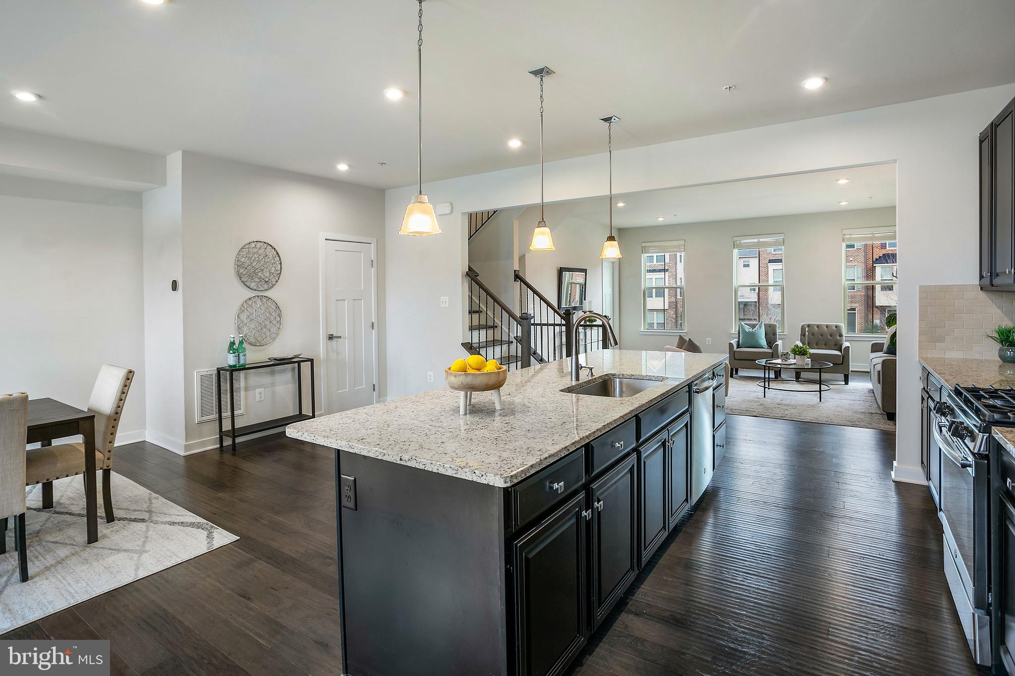 5911 RICHMANOR TERRACE