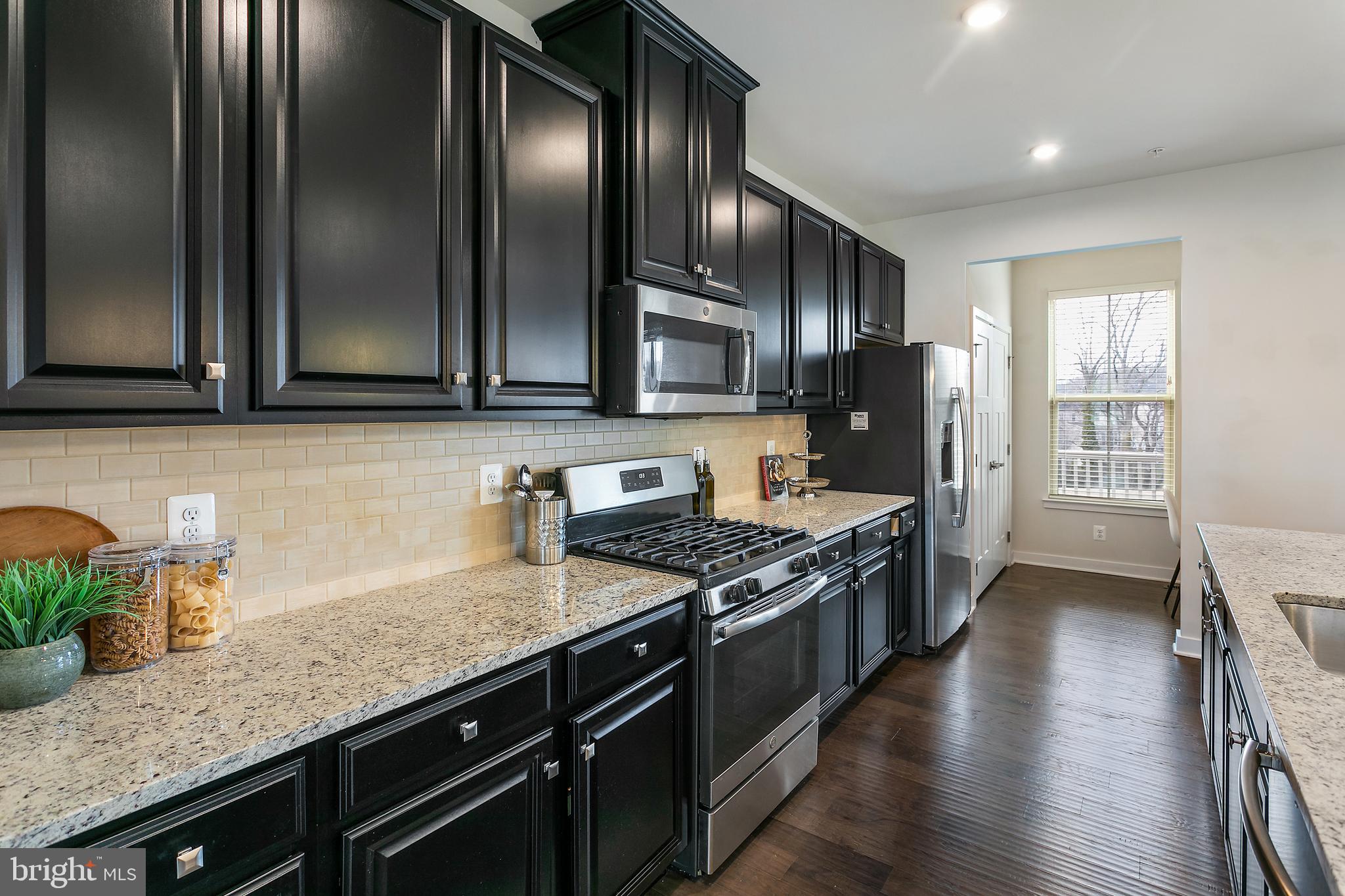 5911 RICHMANOR TERRACE