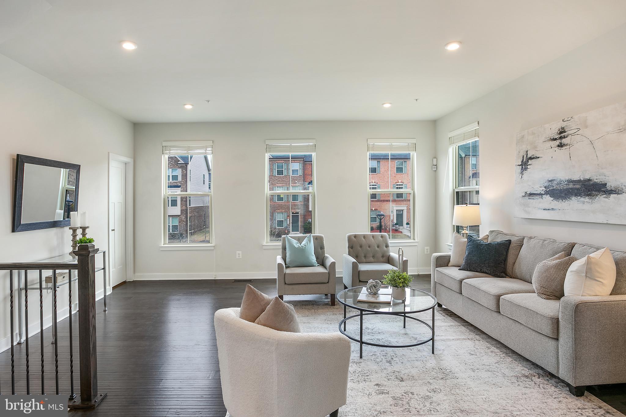 5911 RICHMANOR TERRACE