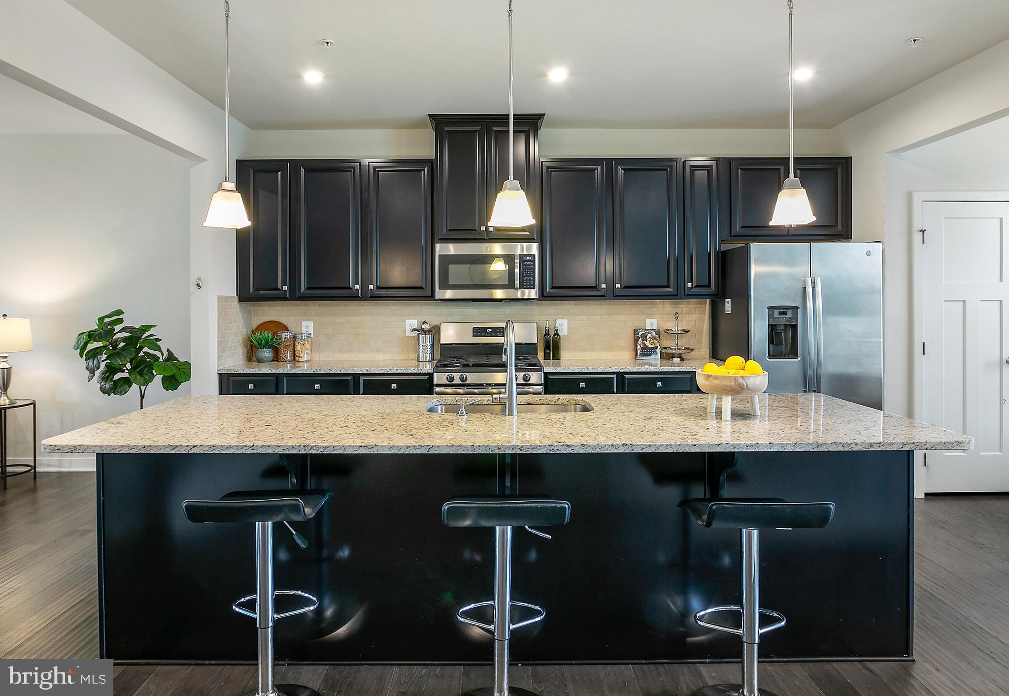 5911 RICHMANOR TERRACE